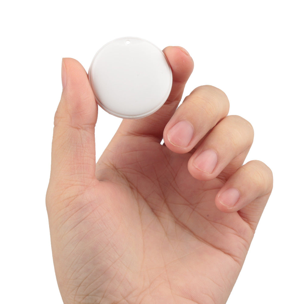 Smart Bluetooth Mini Pet Tracker – Global FindMyTag Locator for Dogs, Cats & Personal Items (Black / White)