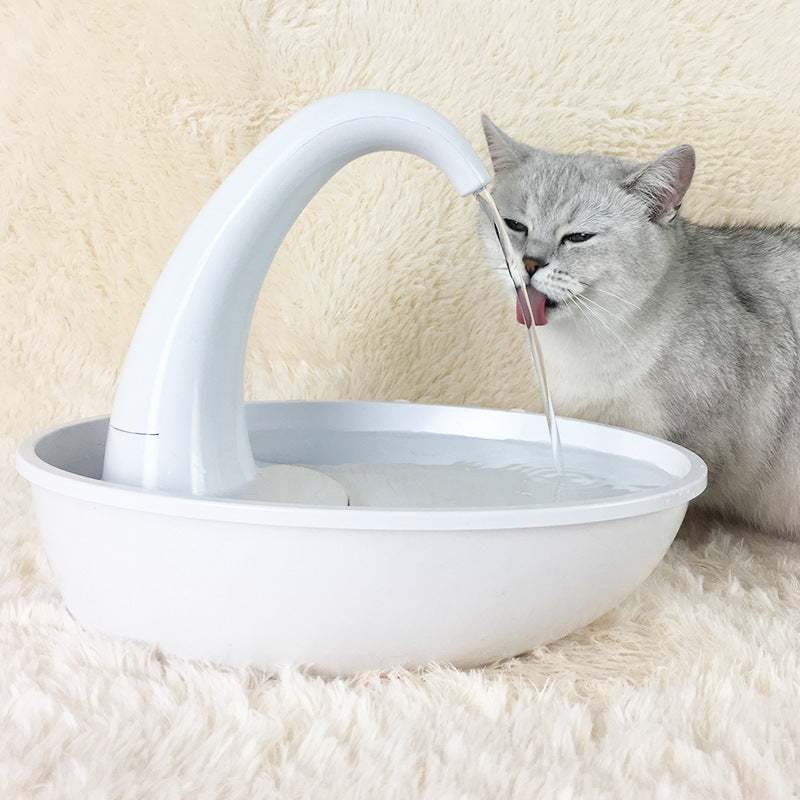 Swan-shaped flowing water pet drinking fountain with charcoal filter and USB pump